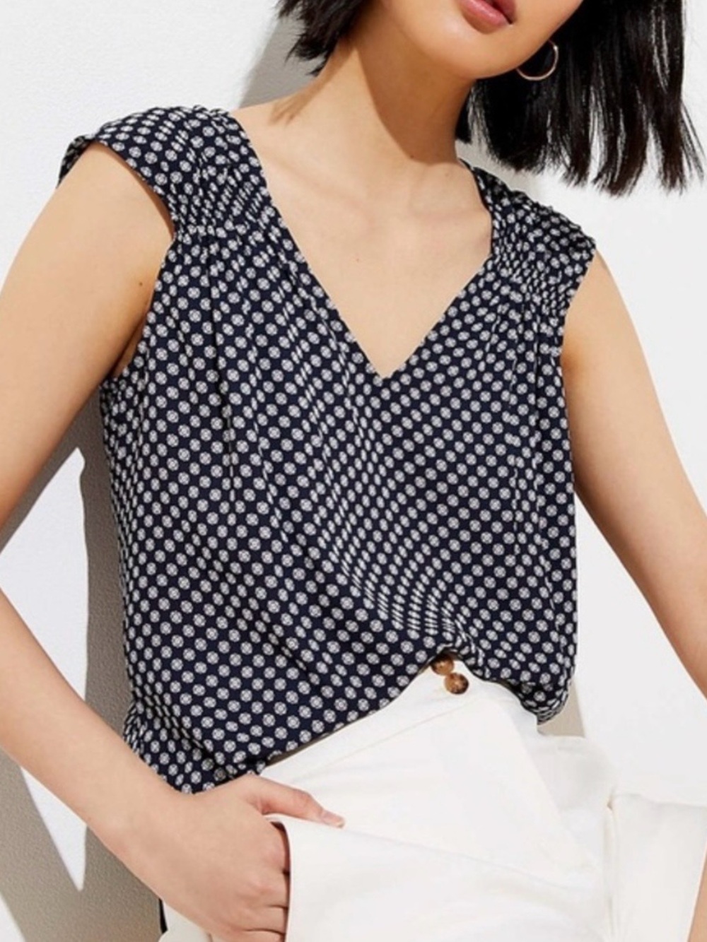 LOFT Navy and White Polka Dot V-Neck Camisole NWT Sz L